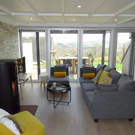 Chal'heureux Σαλέ *